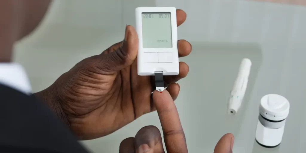 Which Blood Sugar Testing Machine Is Best for Beginners